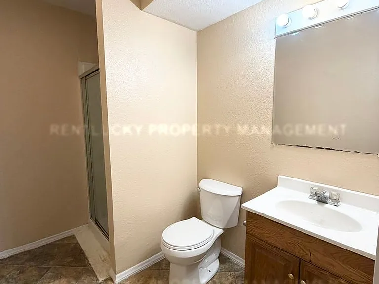 2516 S 284th St — Photo 25
