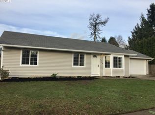 3786 S Redwood Dr, Springfield, OR 97478