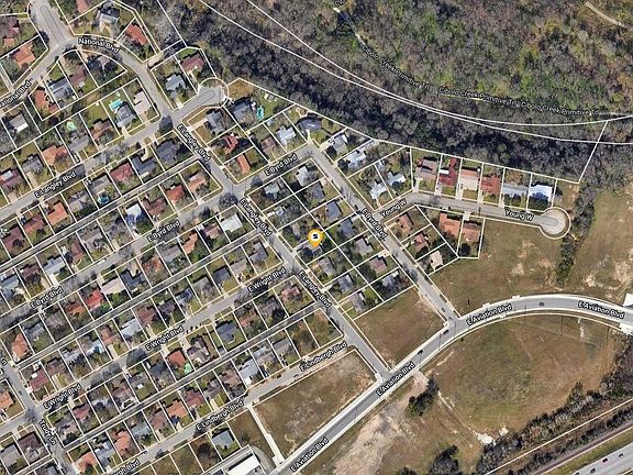 5th image of 614 E Langley Blvd