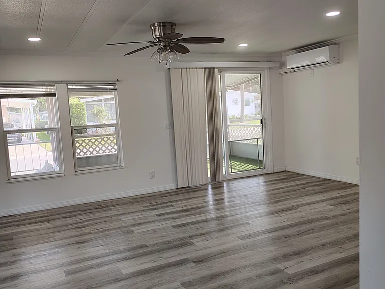 63 Windward Ct — Photo 41