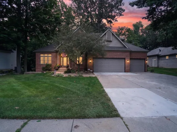 2586 Sanibel Holw, Holt, MI 48842