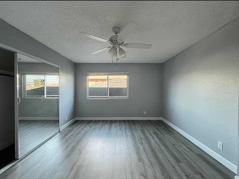 12521 Grevillea Avenue — Photo 14