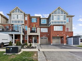 53 Colonel Frank Ching Cres, Brampton, ON L6Y5W4