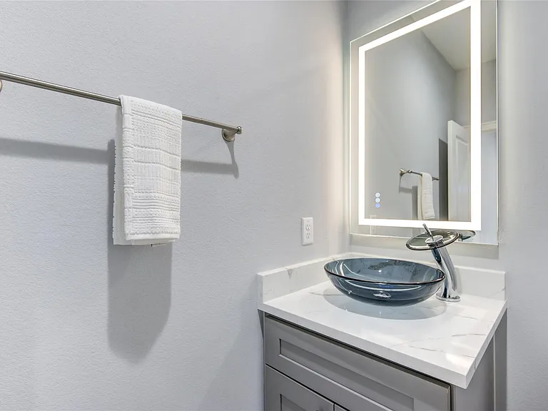 10021 Alfred Ln #B — Photo 11
