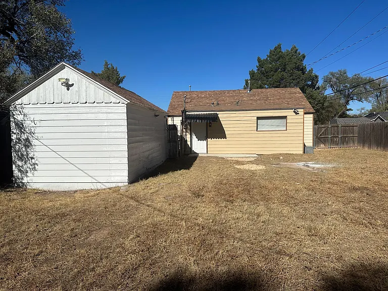 4213 SW 9th Ave — Photo 37