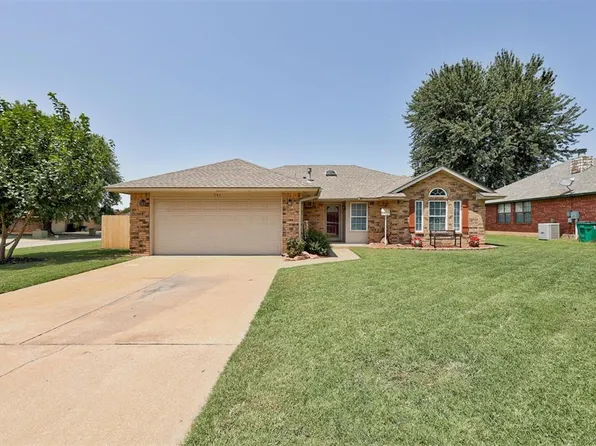 541 NW 169th St, Edmond, OK 73012