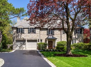 845 Lamson Dr, Winnetka, IL 60093