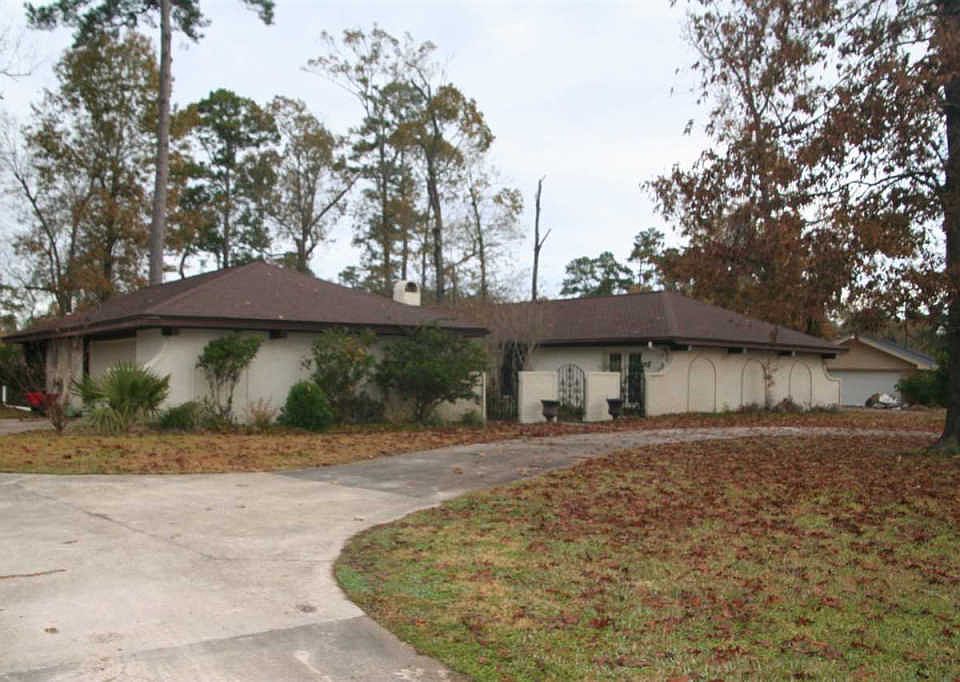 1st image of 246 W Pineshadows Dr