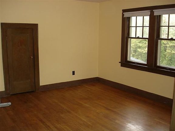 Upstairs bedroom