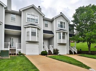 1623 Whispering Creek Dr, Ballwin, MO 63021