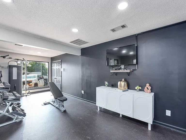 Northridge Apartments — Photo 57