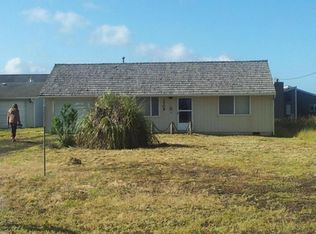 1709 NW Dolphin Ln, Waldport, OR