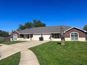 1500 Golden Eagle Ct, Killeen, TX