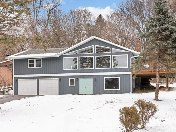 2790 Lakeside Ct, Little Canada, MN 55117