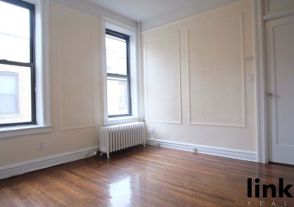 1st image of 2521 31st Ave APT D51