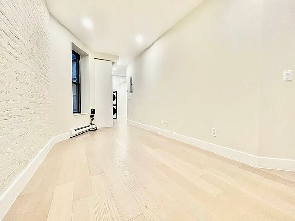 3rd image of 327 E 89th St APT 3E