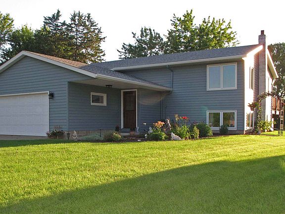 2nd image of 21629 Fieldgate Dr