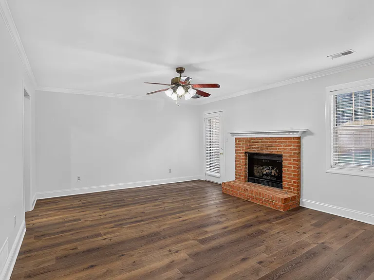 1055 Westfield Trce SE — Photo 14
