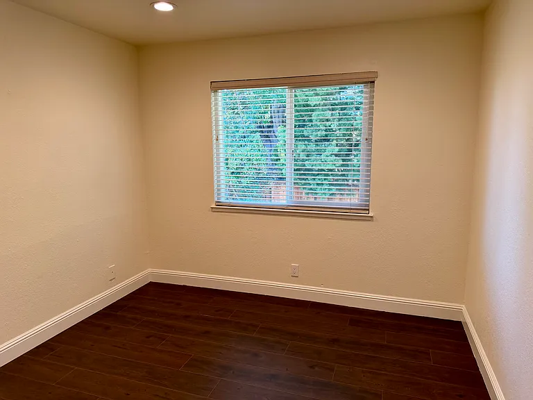 44277 Arapaho Ave — Photo 22