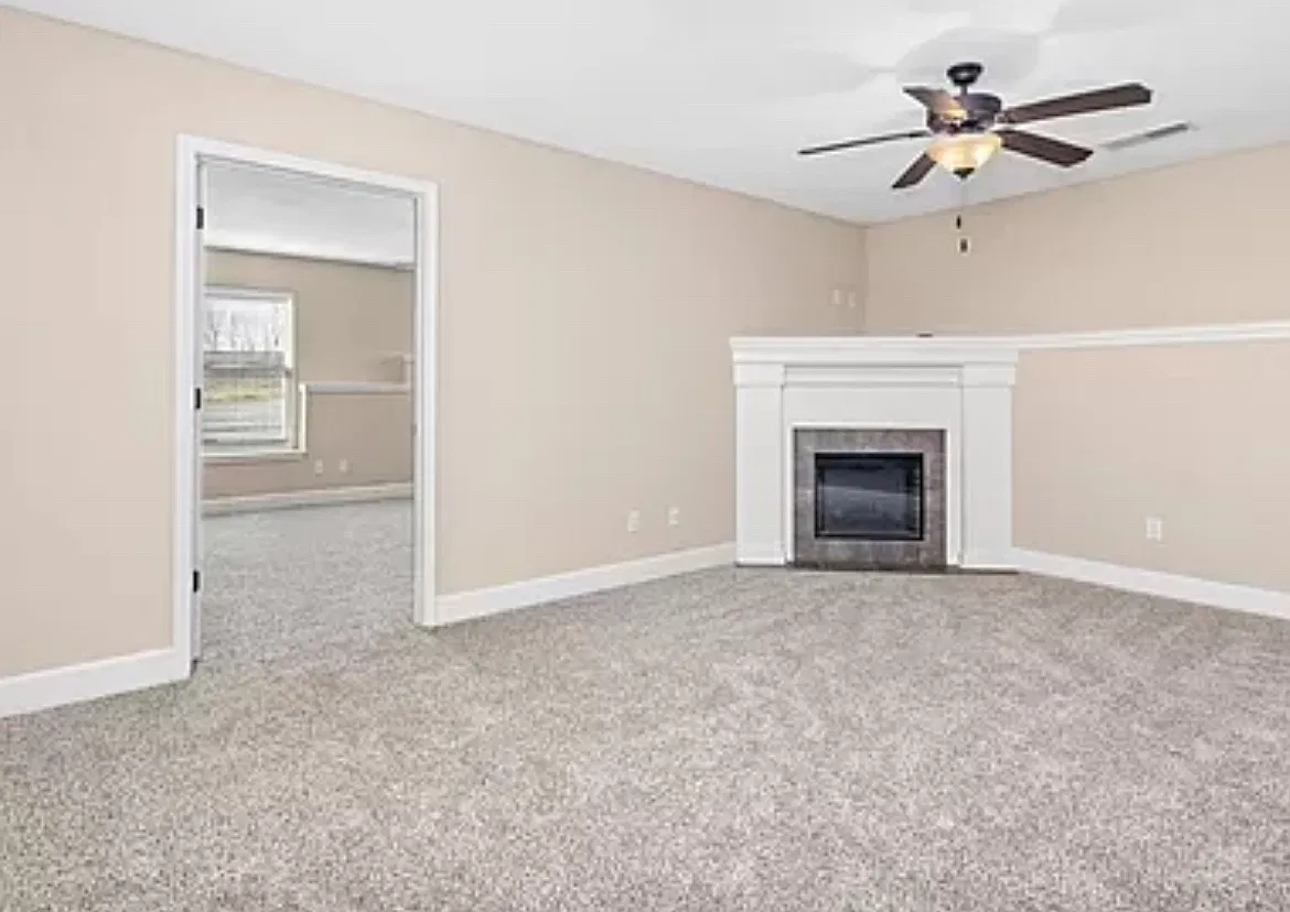 2 bed, 1270 sqft, $1,750 — Photo 2