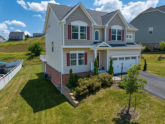 4th image of 111 Pinevalley Dr