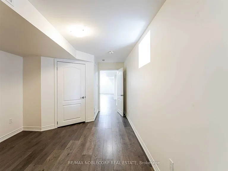 71 Pierre Berton Blvd — Photo 28