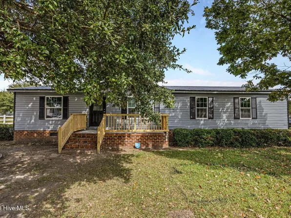 2502 State Drive, Kinston, NC 28501