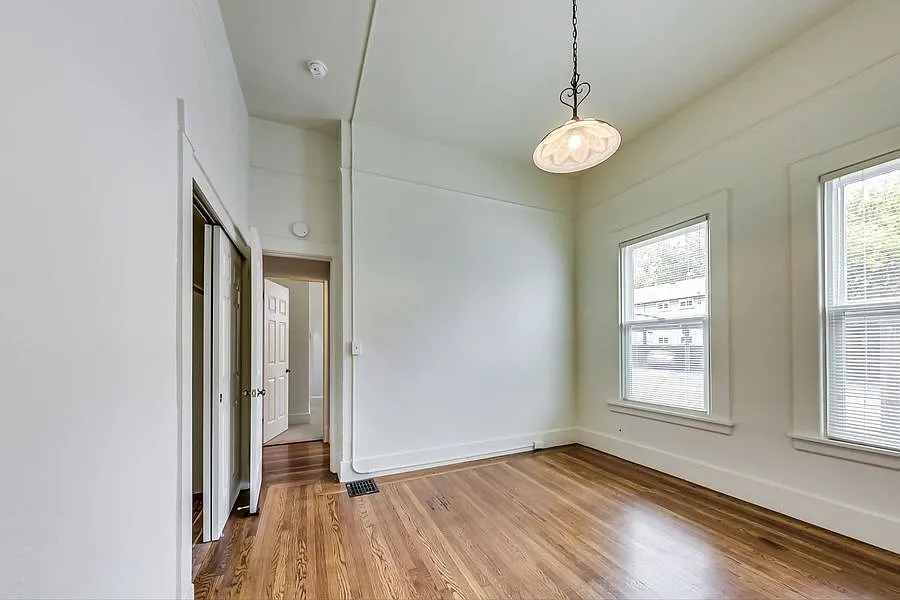2 Bedroom + Bonus Room/Office in Downtown Palo Alto! — Photo 4