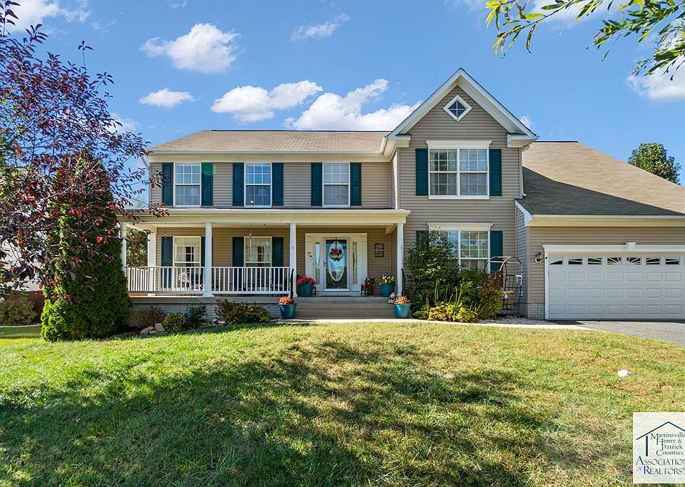 1st image of 4 Saint Thomas Ct