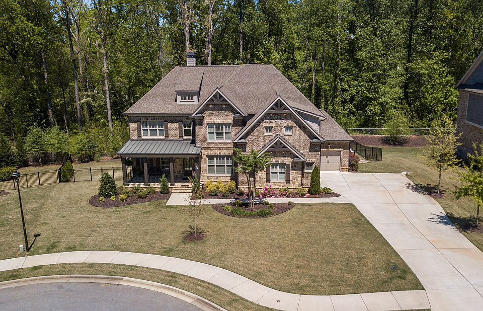 2nd image of 1834 Berkeley Oaks Ln