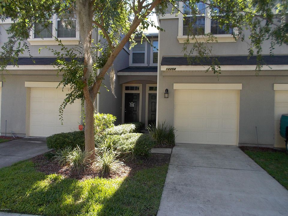 1st image of 12254 Black Walnut Ct