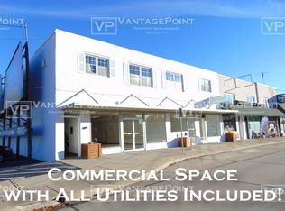 208 E Wisconsin Ave, Appleton, WI 54911