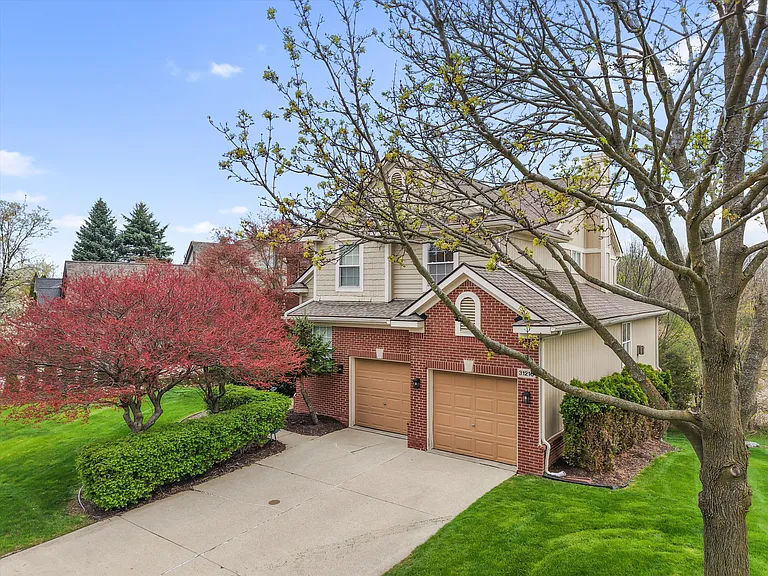 31216 Kingswood Blvd — Photo 51