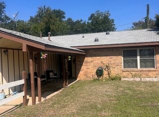 3507 Hummingbird Ln, Denton, TX 76209