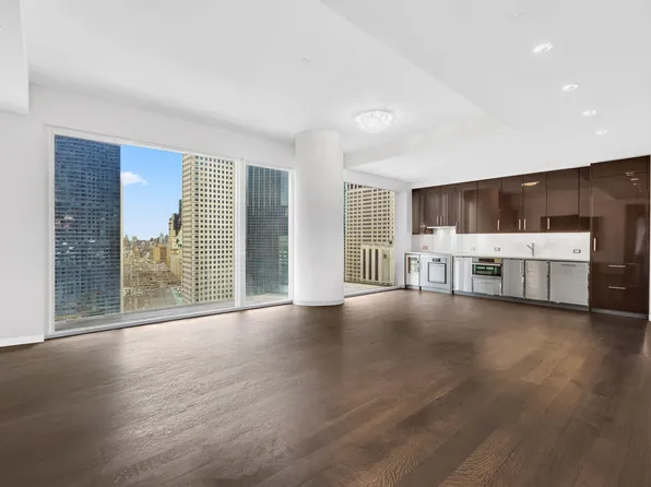 20 West 53rd Street image 1 of 17