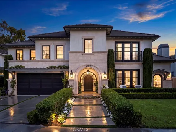 1807 E Newport Hls, Newport Beach, CA 92660