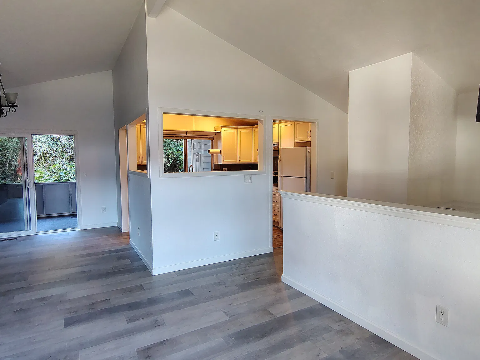 3 bed, 1200 sqft, $2,900 — Photo 4