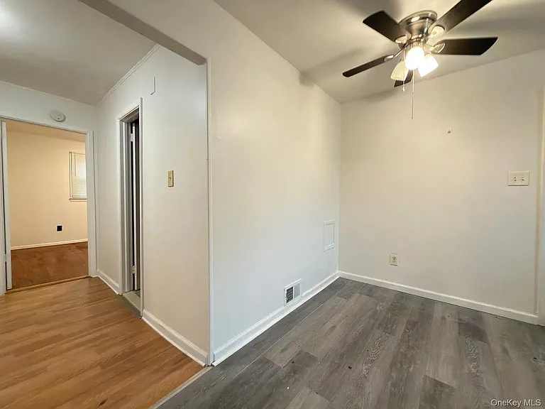 18 Bedford Ave #HOUSE — Photo 7