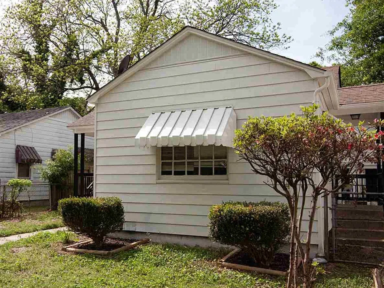 607 Prothro St — Photo 2