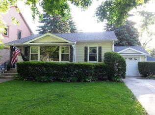 964 Webster Ln, Des Plaines, IL 60016