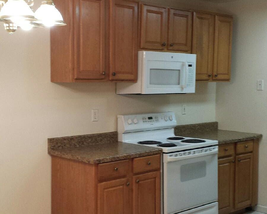 1st image of 13820 Pierres Ct