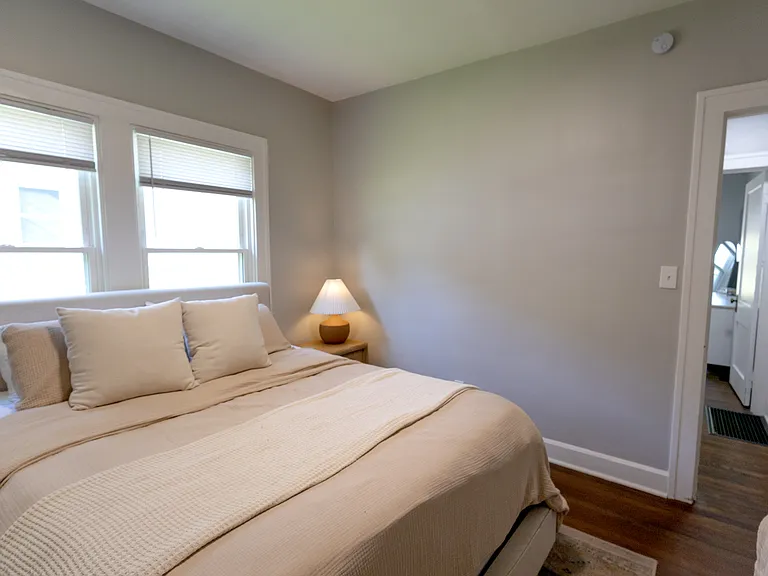 3856 Winthrop Ave — Photo 7