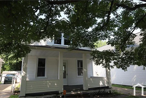 3830 E 53rd St — Photo 21