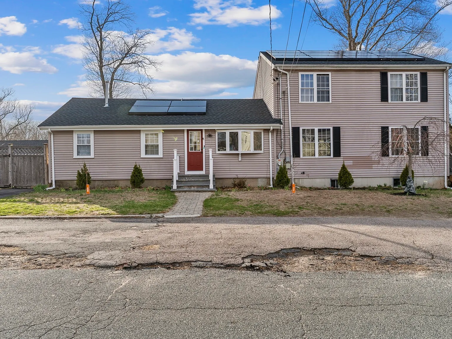 3 bed, 1.5 bath, 1500 sqft, $3,550 — Photo 1