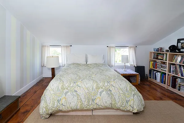 Rented by New York Casas Ltd. | media 28