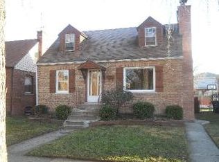 10045 S Trumbull Ave, Evergreen Park, IL 60805