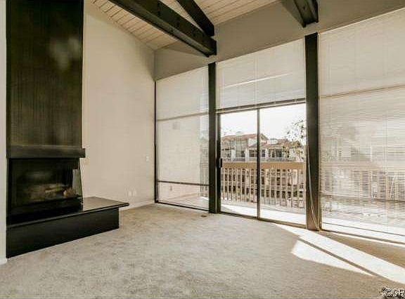 3rd image of 6327 Marina Pacifica Dr N