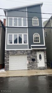 40 Read St, Newark, NJ, 07105