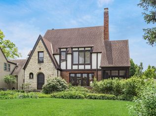 1967 Berkshire Rd, Columbus, OH 43221