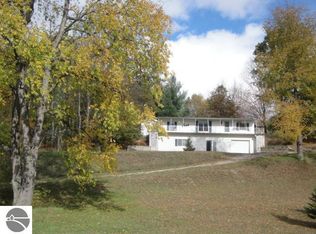 4046 Plum Valley Rd NW, Rapid City, MI 49676